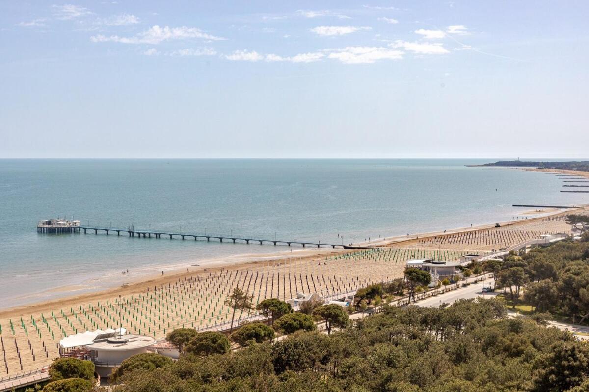 Skyline Lignano Apartment Lignano Sabbiadoro Ngoại thất bức ảnh